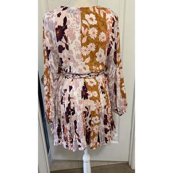 Vici dress - Picture 3 of 5